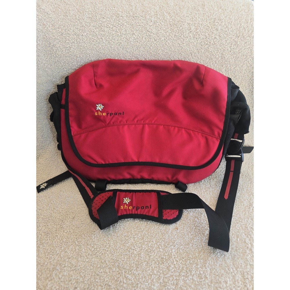 Sherpani Flora Crossbody Messenger Bag Laptop Holder Red Boho